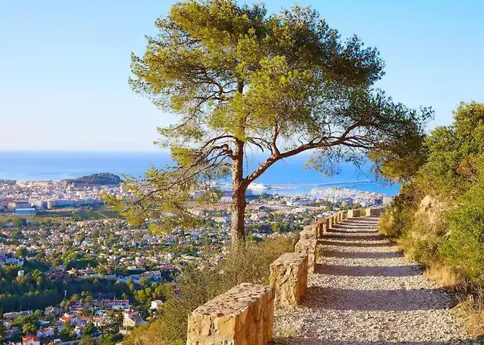 アパート Marina Real Ii, 2 Bedroom & 2 Bathroom With Pool Views デニア