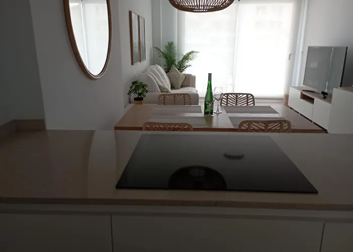 Marina Real Ii, 2 Bedroom & 2 Bathroom With Pool Views * デニア