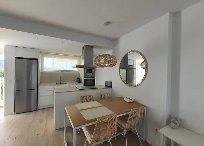 Marina Real Ii, 2 Bedroom & 2 Bathroom With Pool Views Lägenhet