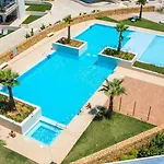 Daire Marina Real Ii, 2 Bedroom & 2 Bathroom With Pool Views *