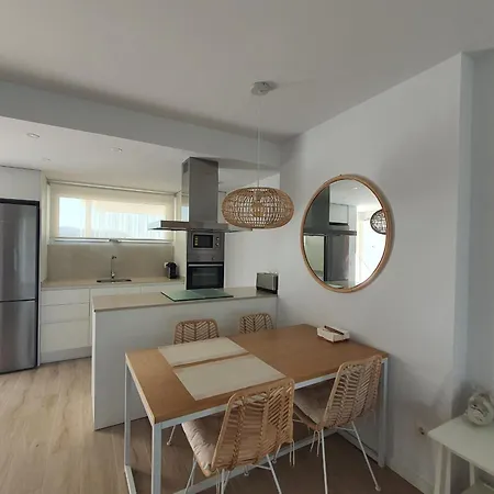 Marina Real Ii, 2 Bedroom & 2 Bathroom With Pool Views Apartment