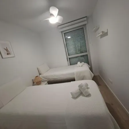 Marina Real Ii, 2 Bedroom & 2 Bathroom With Pool Views Daire *